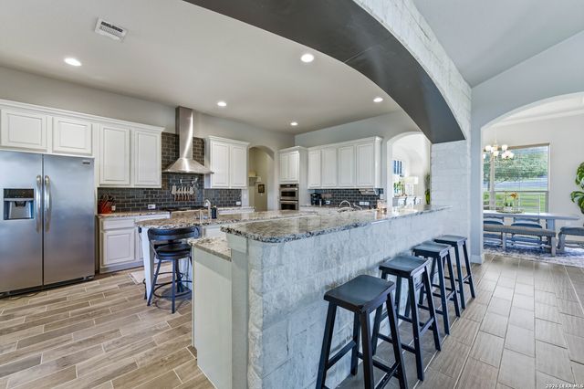 2550 BLACK BEAR DR, New Braunfels, TX 78132