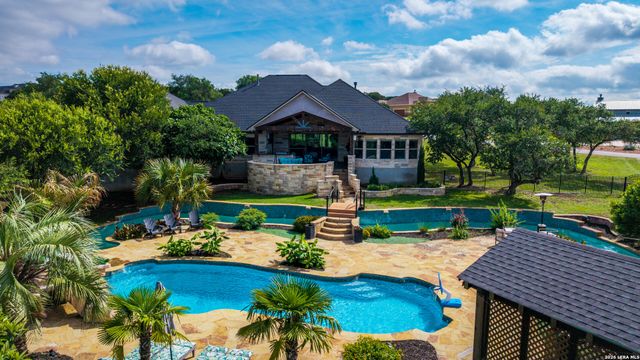 2550 BLACK BEAR DR, New Braunfels, TX 78132