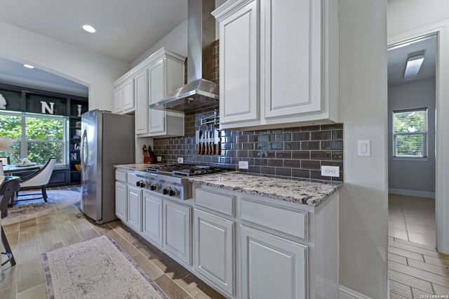 2550 BLACK BEAR DR, New Braunfels, TX 78132