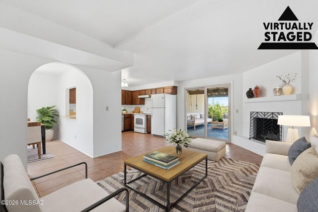 2501 E Greenlee Place, Tucson, AZ 85716