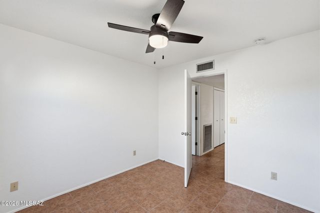 2501 E Greenlee Place, Tucson, AZ 85716