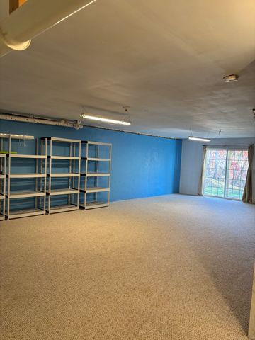 15 Freedom Way 22, East Lyme, CT 06357