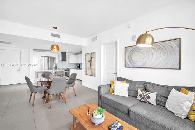 1600 NE 1st Ave 1207, Miami, FL 33132