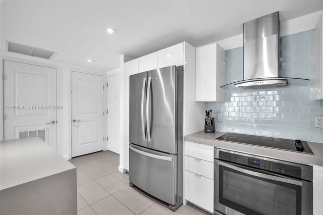 1600 NE 1st Ave 1207, Miami, FL 33132