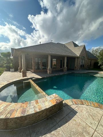 2458 Jill Cir, Spring, TX 77388