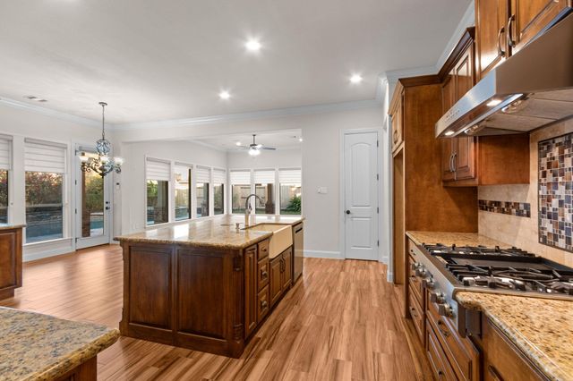 2458 Jill Cir, Spring, TX 77388