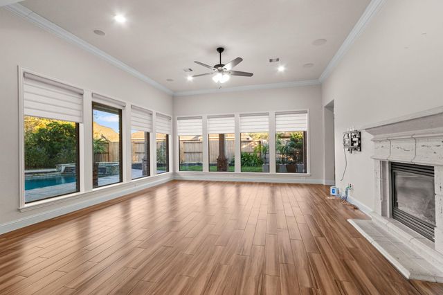 2458 Jill Cir, Spring, TX 77388