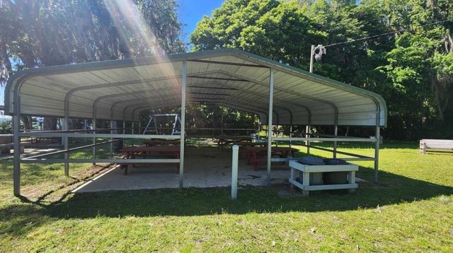 210 Redwood Blvd, Georgetown, FL 32139