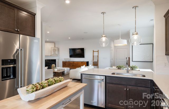 11542 Glasden Road, Charlotte, NC 28278