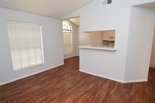 8625 MALLARD RESERVE DRIVE 201, Tampa, FL 33614