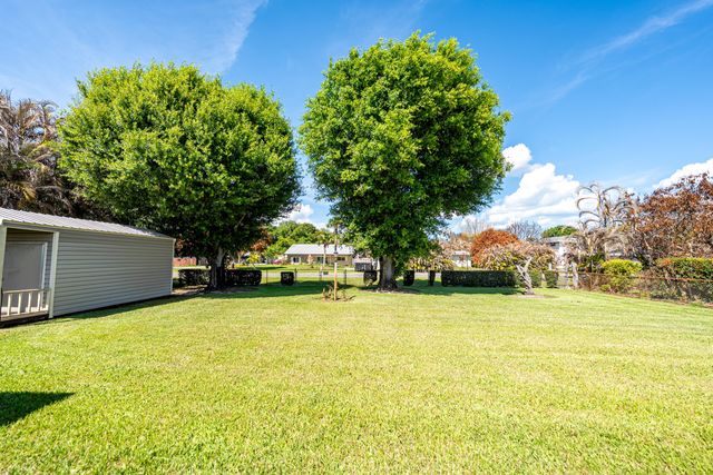 1004 Egret Avenue, Fort Pierce, FL 34982