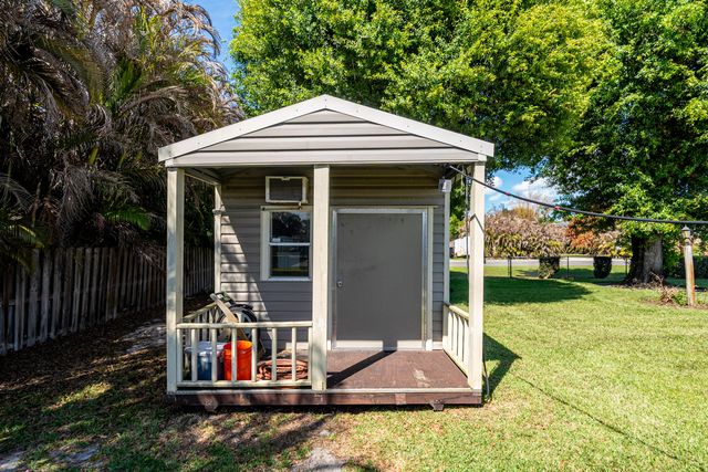 1004 Egret Avenue, Fort Pierce, FL 34982