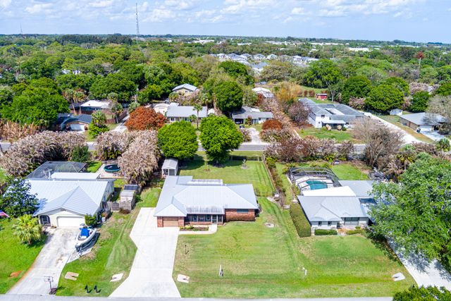 1004 Egret Avenue, Fort Pierce, FL 34982