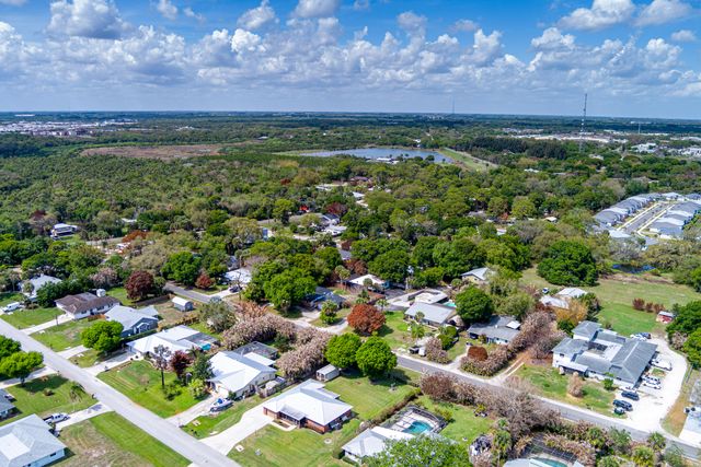 1004 Egret Avenue, Fort Pierce, FL 34982