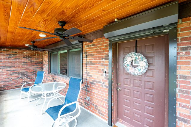 1004 Egret Avenue, Fort Pierce, FL 34982