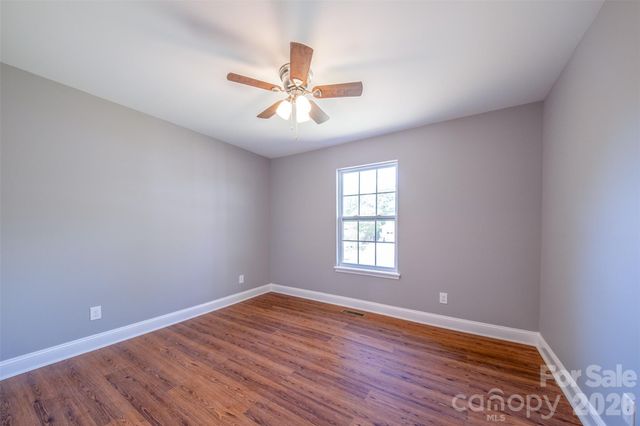 455 Lake Drive 6 Drive, Lexington, NC 27292