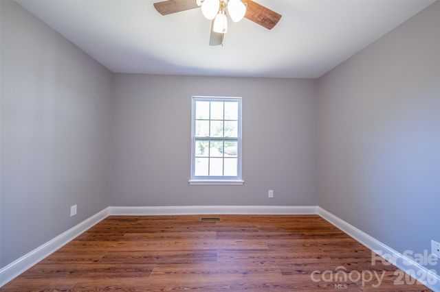 455 Lake Drive 6 Drive, Lexington, NC 27292