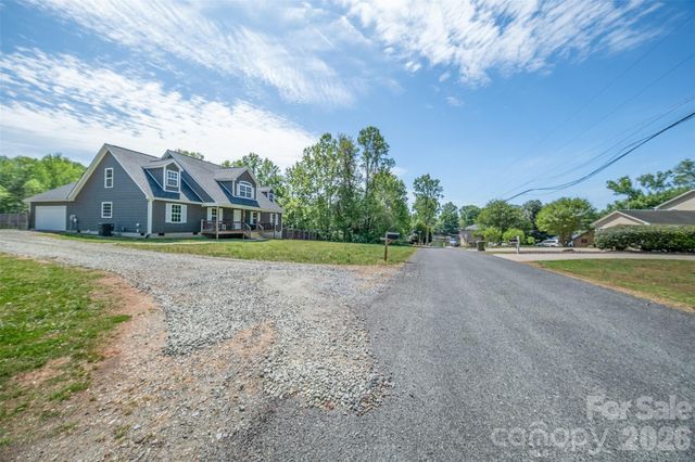 455 Lake Drive 6 Drive, Lexington, NC 27292