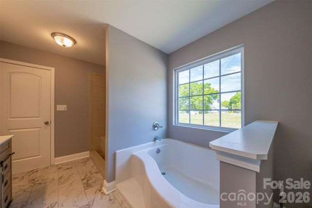 455 Lake Drive 6 Drive, Lexington, NC 27292