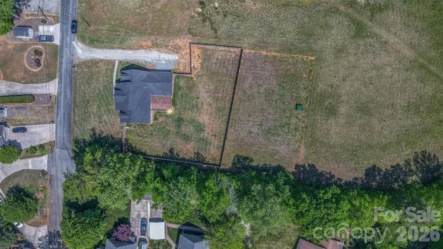 455 Lake Drive 6 Drive, Lexington, NC 27292