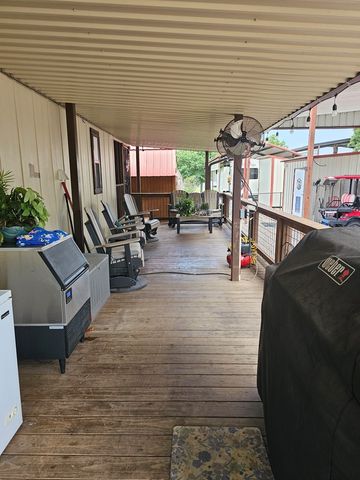 3004 Seagull Road, Kerens, TX 75144