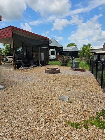 3004 Seagull Road, Kerens, TX 75144