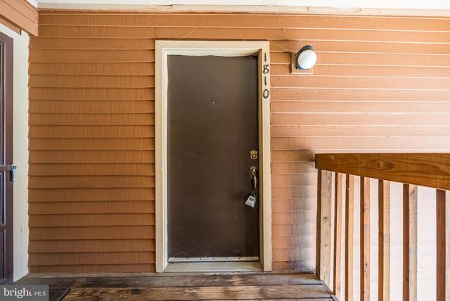 1810 WOODHOLLOW DR, Marlton, NJ 08053