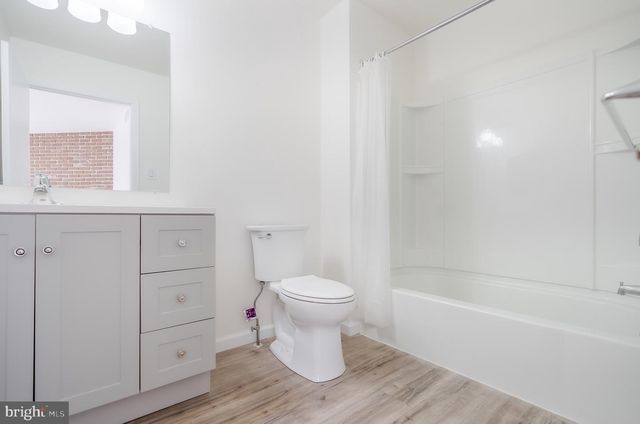 1810 WOODHOLLOW DR, Marlton, NJ 08053