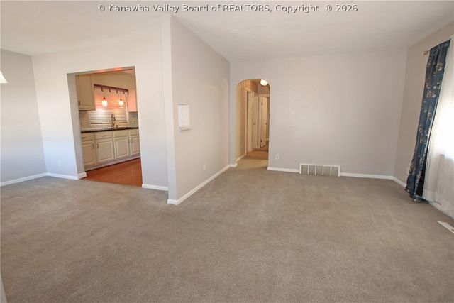 2211 W Virginia Avenue, Dunbar, WV 25064
