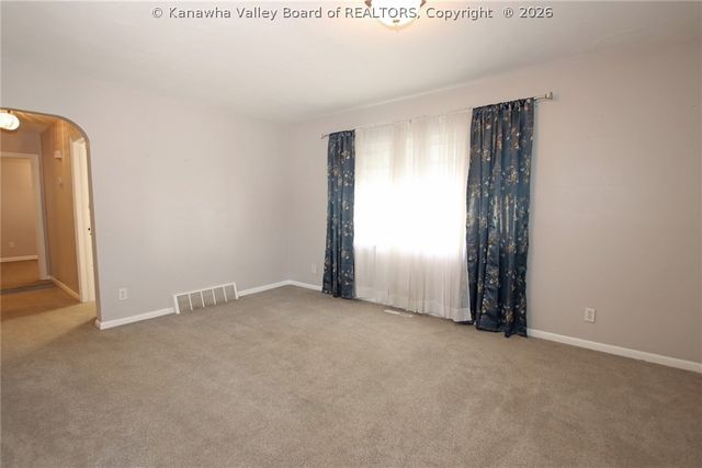 2211 W Virginia Avenue, Dunbar, WV 25064
