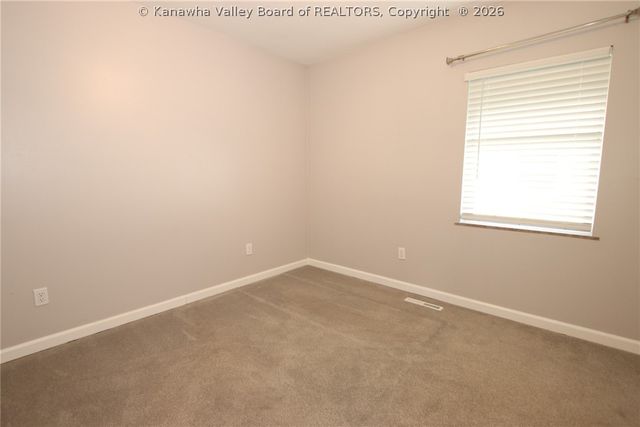 2211 W Virginia Avenue, Dunbar, WV 25064