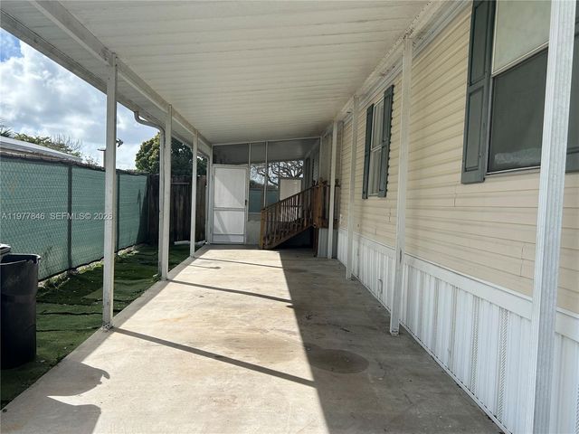 10467 S 228th Ln A, Boca Raton, FL 33428