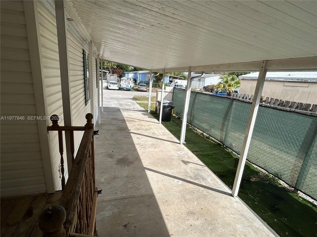 10467 S 228th Ln A, Boca Raton, FL 33428