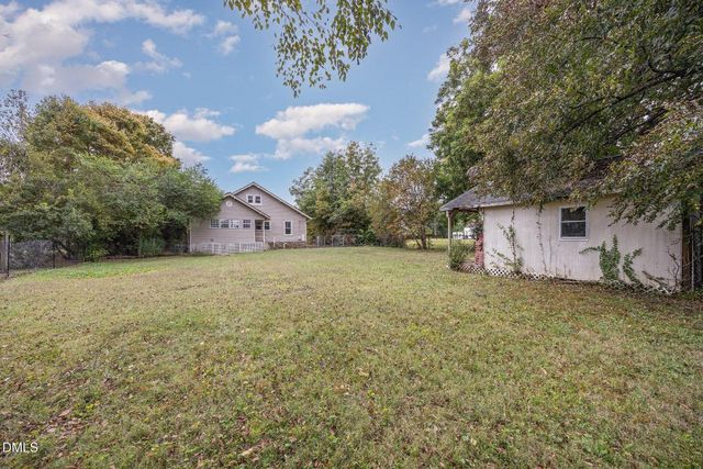 909 Burlington Avenue, Gibsonville, NC 27249