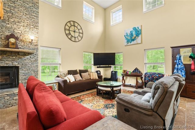 116 Guernsey Farm Lane, Memphis, IN 47143