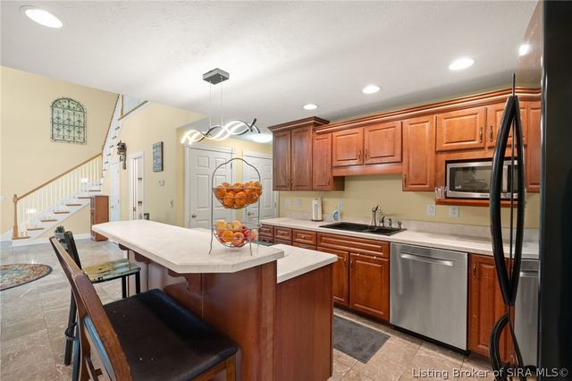 116 Guernsey Farm Lane, Memphis, IN 47143