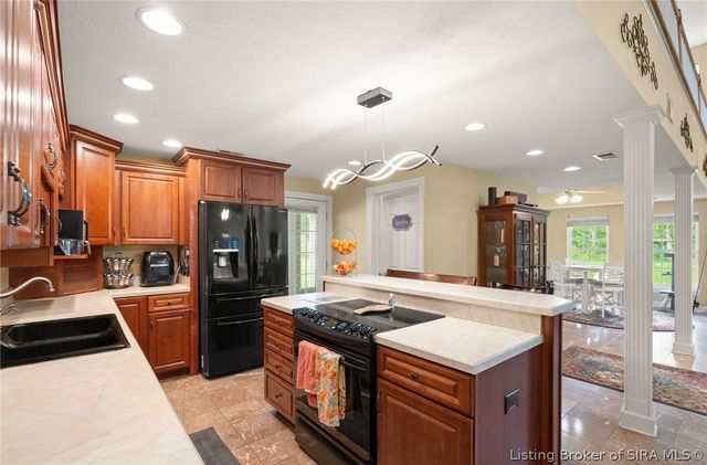 116 Guernsey Farm Lane, Memphis, IN 47143