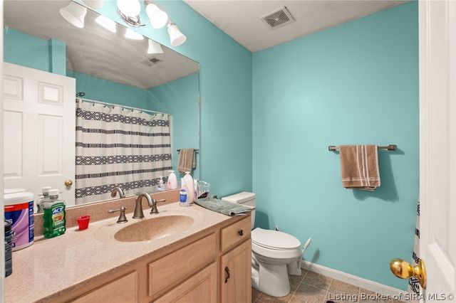 116 Guernsey Farm Lane, Memphis, IN 47143