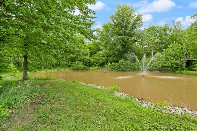 116 Guernsey Farm Lane, Memphis, IN 47143