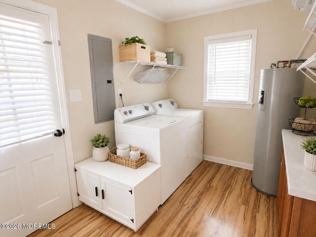 22 Woodhaven Road, Toms River, NJ 08753