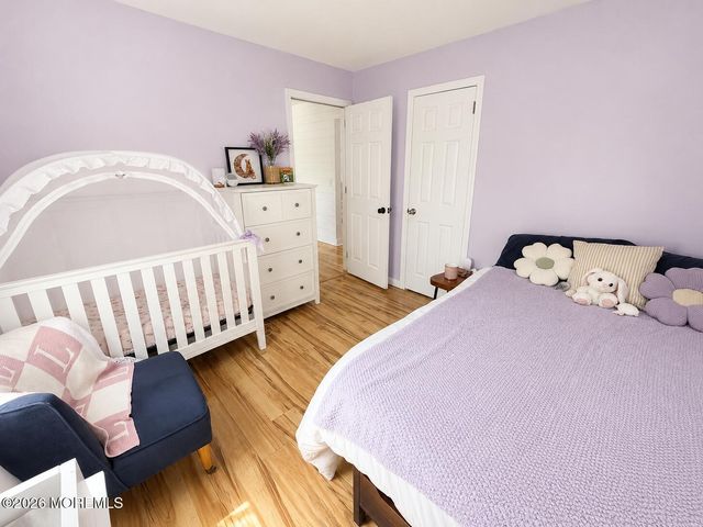 22 Woodhaven Road, Toms River, NJ 08753