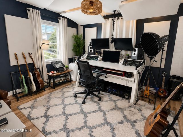 22 Woodhaven Road, Toms River, NJ 08753