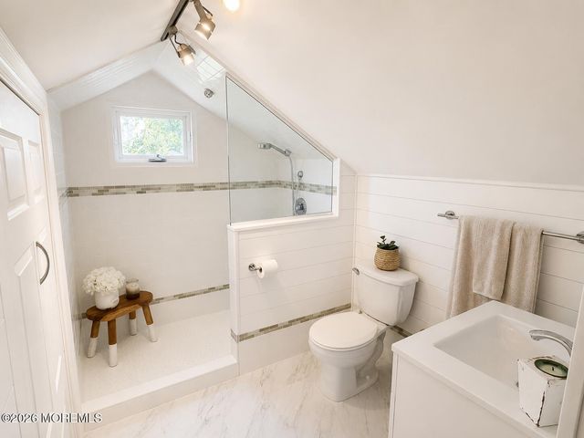 22 Woodhaven Road, Toms River, NJ 08753