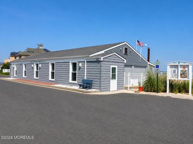 22 Woodhaven Road, Toms River, NJ 08753