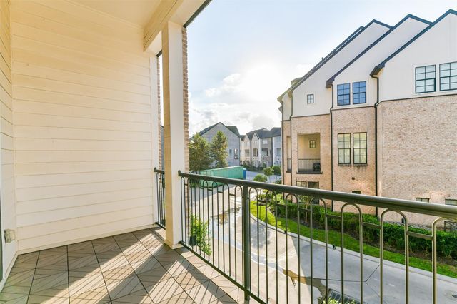 9507 London Bridge Station, Houston, TX 77045