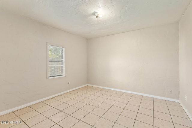 5812 W GARDENIA Avenue, Glendale, AZ 85301