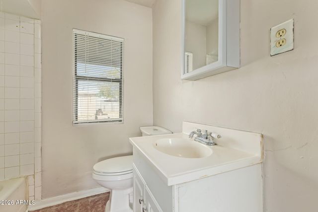 5812 W GARDENIA Avenue, Glendale, AZ 85301