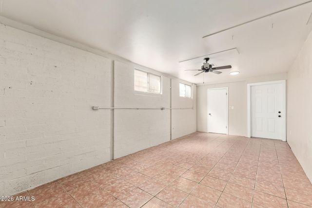 5812 W GARDENIA Avenue, Glendale, AZ 85301