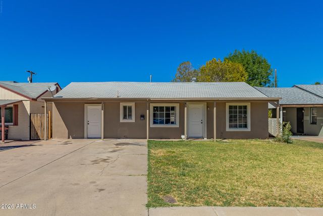 5812 W GARDENIA Avenue, Glendale, AZ 85301