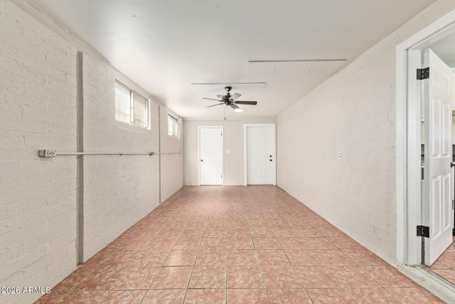 5812 W GARDENIA Avenue, Glendale, AZ 85301